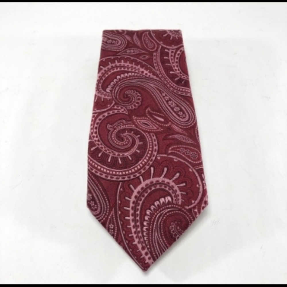 Donald J. Trump Signature Collection Paisley Tie